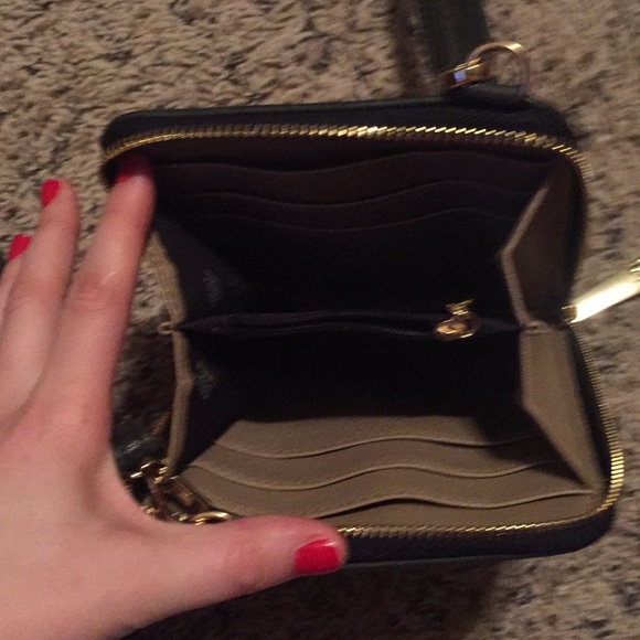 Bag - Picture 3 of 5